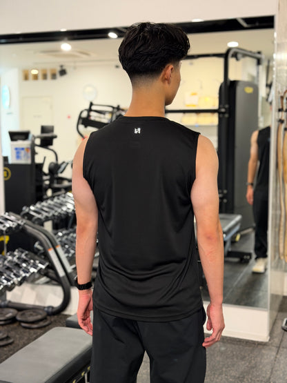 ドライスムースフロントロゴ入りスリーブレスTシャツ